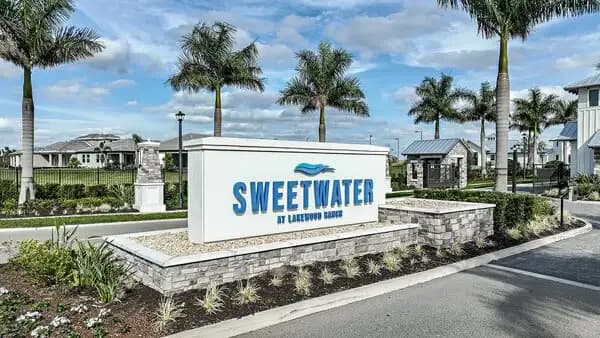 Sweetwater Lakewood Ranch FL