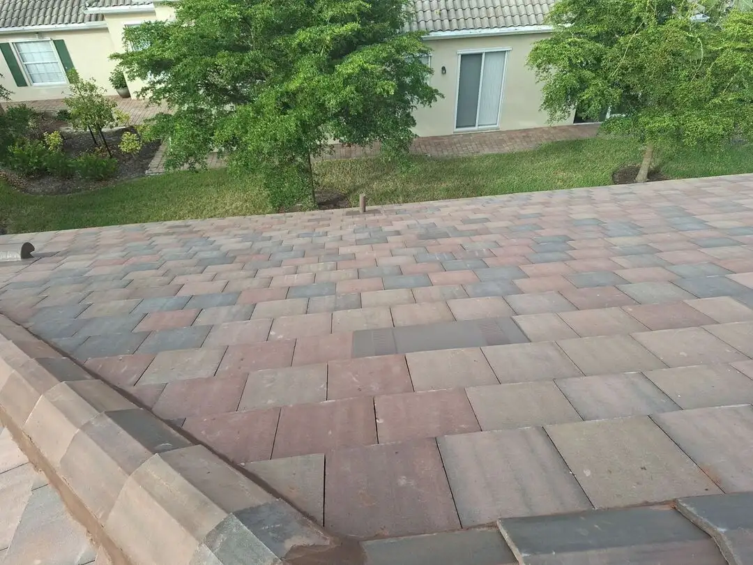 Benevento Dr Sarasota FL Roof Replacement