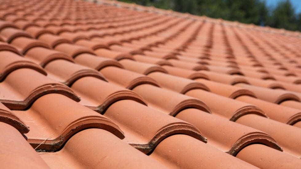How Long Does a Tile Roof Last in Florida?